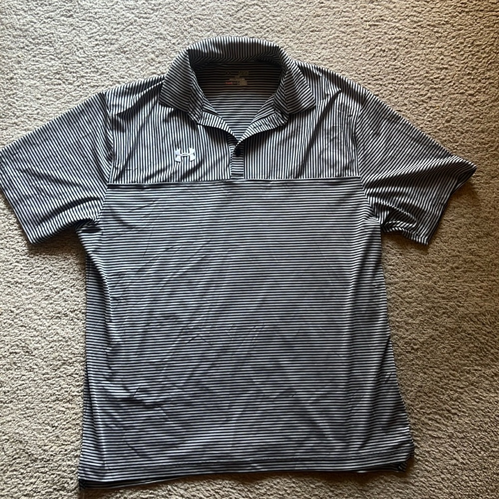 Men’s under Armour loose fit polo XL